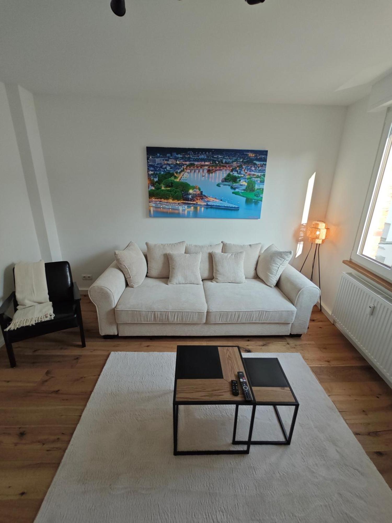 Charmante 2 Zimmer-Wohnung Mit Fahrradstellplaetzen Koblenz  Exterior foto