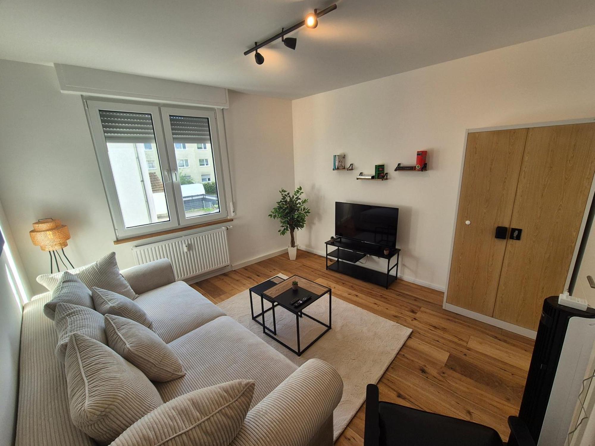 Charmante 2 Zimmer-Wohnung Mit Fahrradstellplaetzen Koblenz  Exterior foto